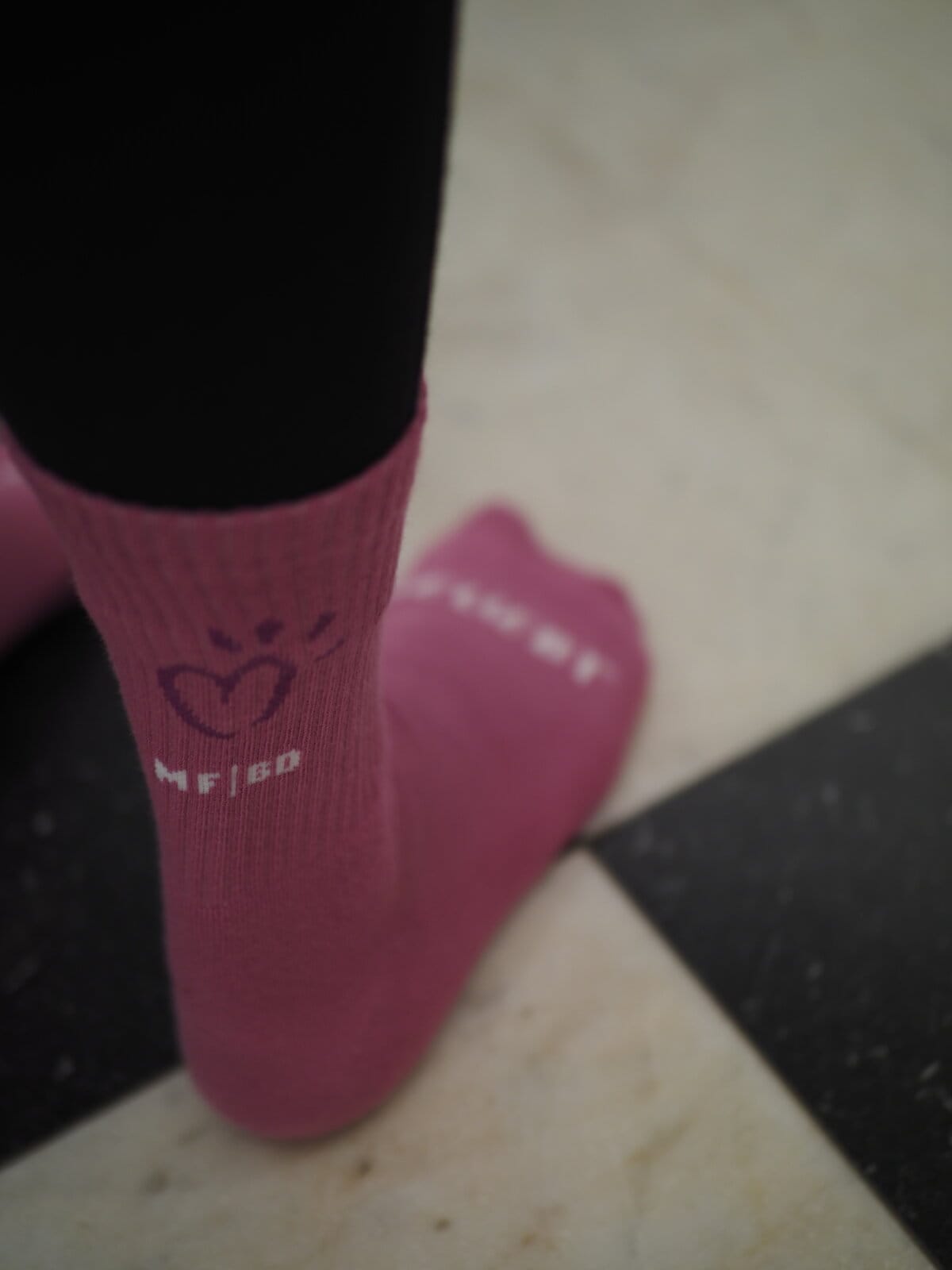 "Ich bin geliebt" Socken - Image 7